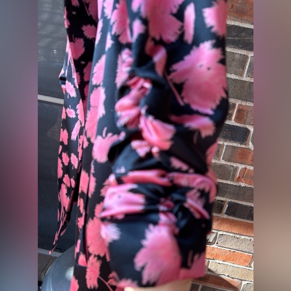 Rare Stunning Doncaster Silk Pink & Black Jacket Size 4 & matching blouse Size2 - Picture 5 of 13